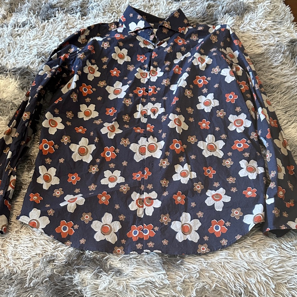 M—Emanuel Berg Floral Button-Up Shirt